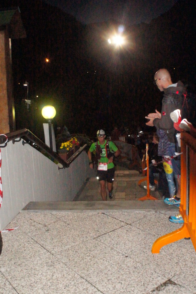 Arriving in Courmayeur after a long night in the mountains, still moving up the ranks. Photo by Kerwin Lee